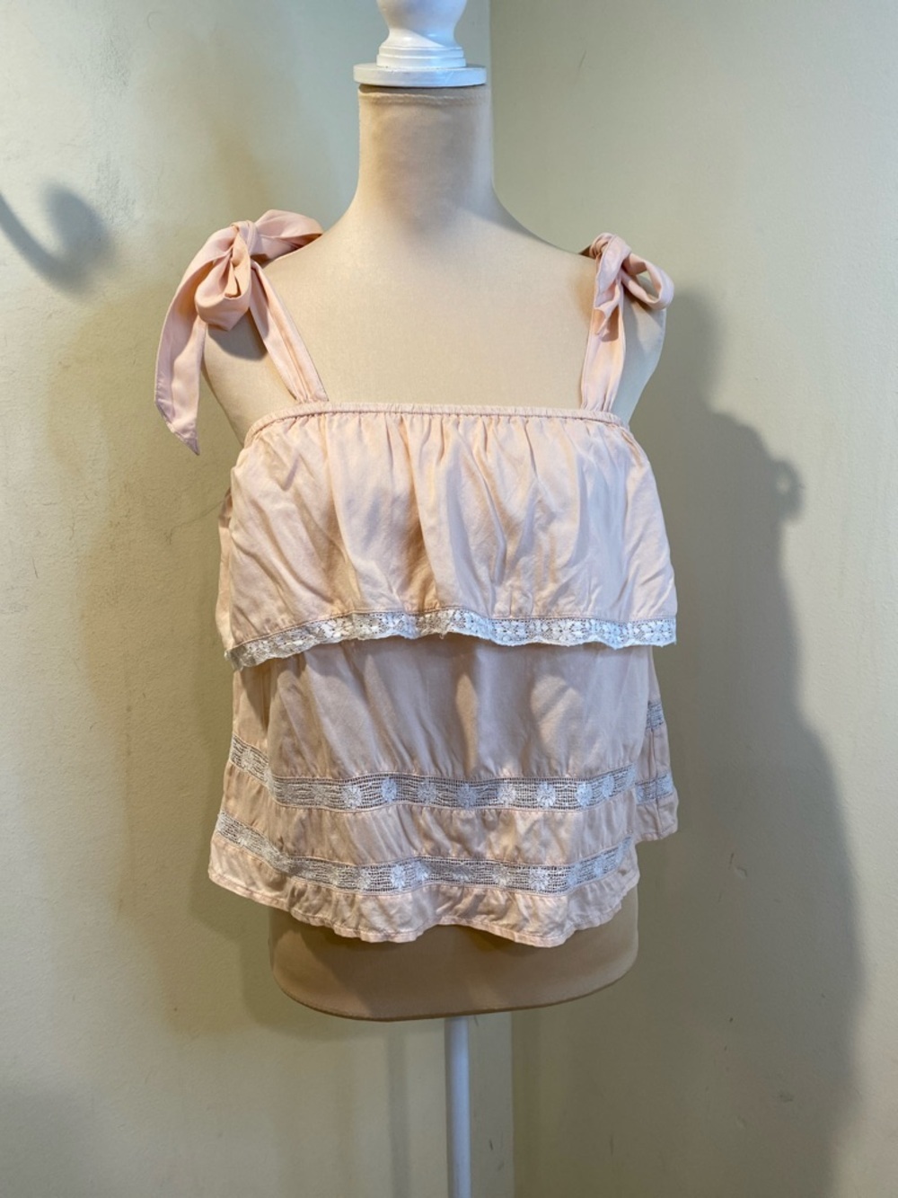 American Eagle Outfitters Pale Blush Pink Top Sz S
